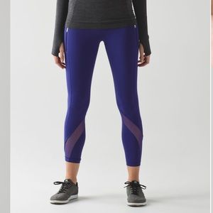 lululemon inspire II tight. emperor blue.